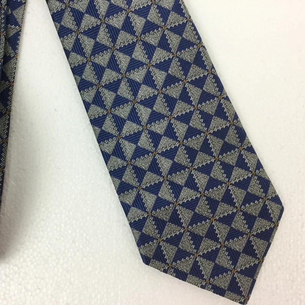 NWOT Countess Mara Tie Hand Tailored Silk
